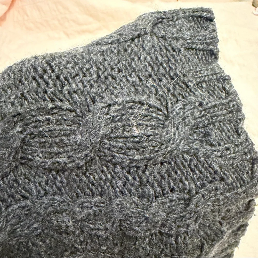 Lole Grey Knit Infinity Scarf - Picture 11 of 14